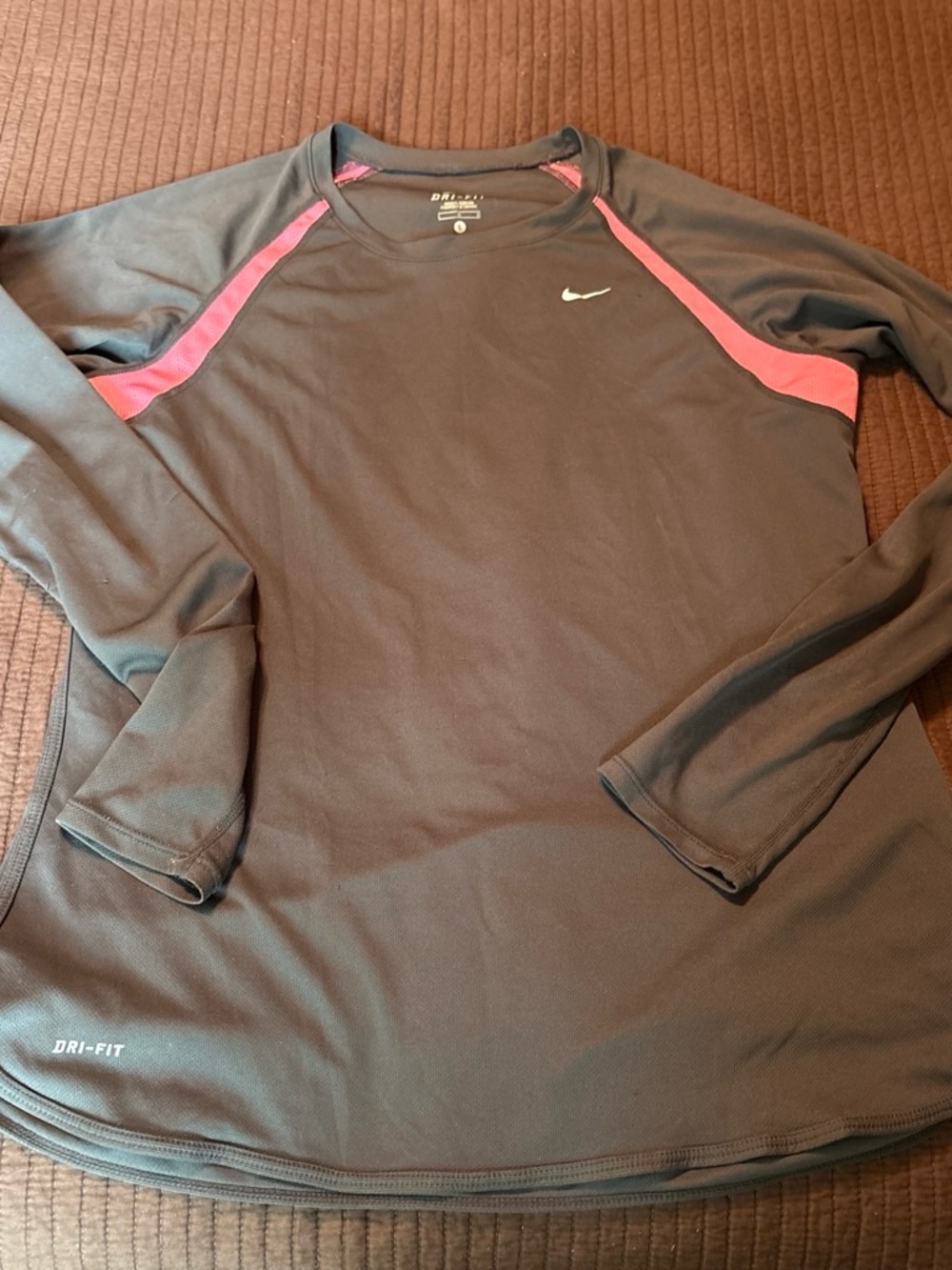 Nike Women’s Long Sleeve Dri-FIT Top - Charcoal with Pink Accents
